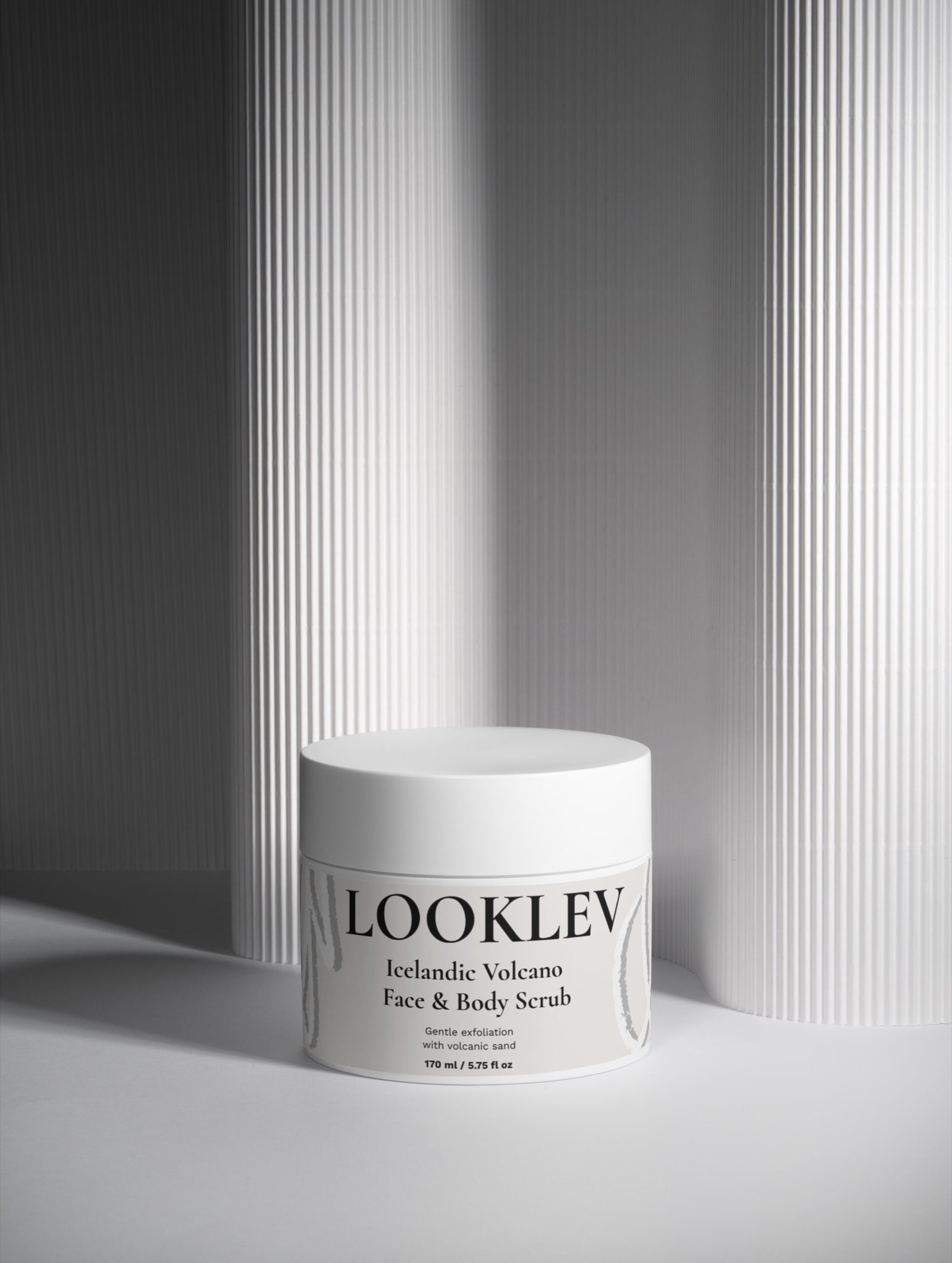 Icelandic Volcano Face & Body Scrub - Image 7